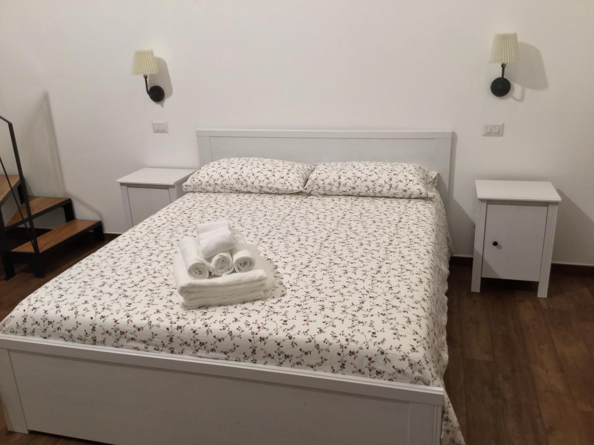 B&B Sant'Agostino Джовинацо Екстериор снимка